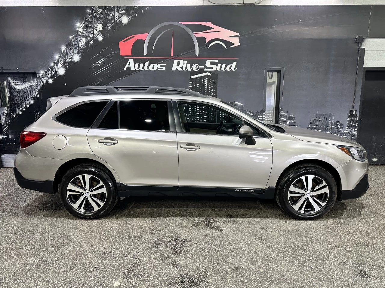 2018 Subaru Outback Limited AWD CUIR TOIT Main Image