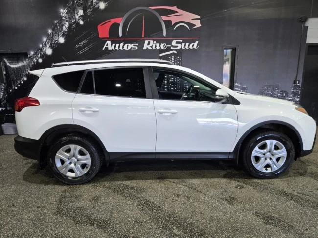 Toyota RAV4 - 2015