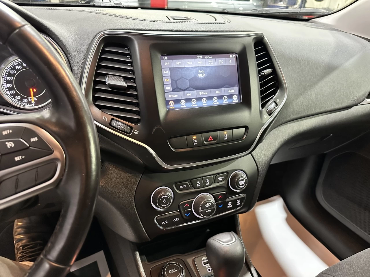 2021 Jeep Cherokee North 4X4 Main Image