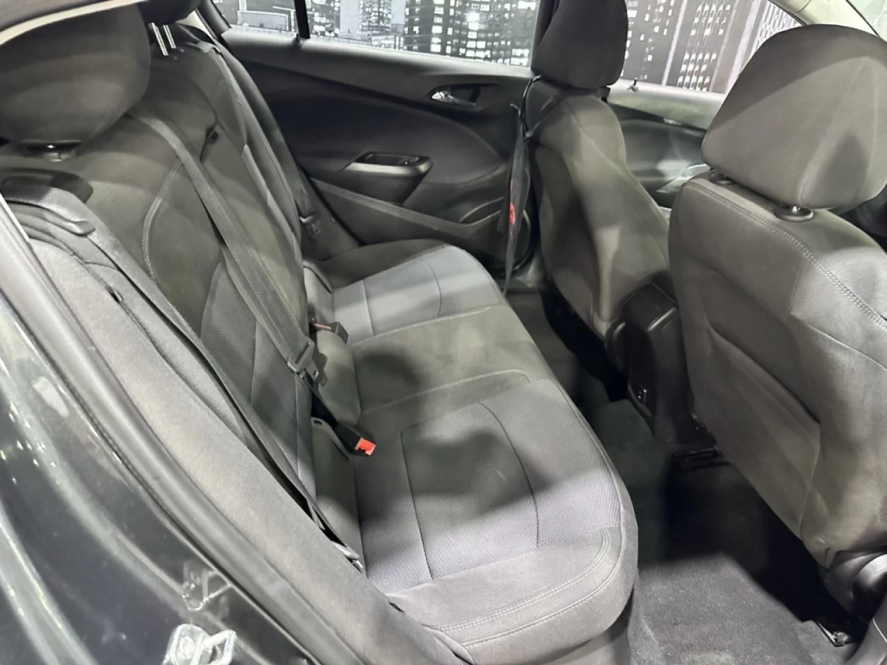 2018 Chevrolet Cruze LT AUTOMATIQUE A/C SEULEMENT 117 900KM Image principale
