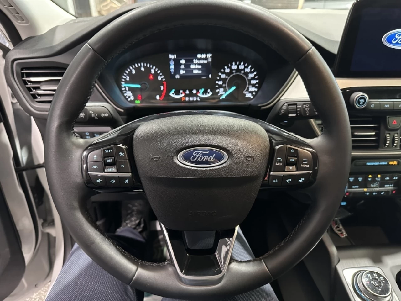 2022 Ford Escape SEL AWD FULL CUIR GPS SEULEMENT 43 700KM Image principale