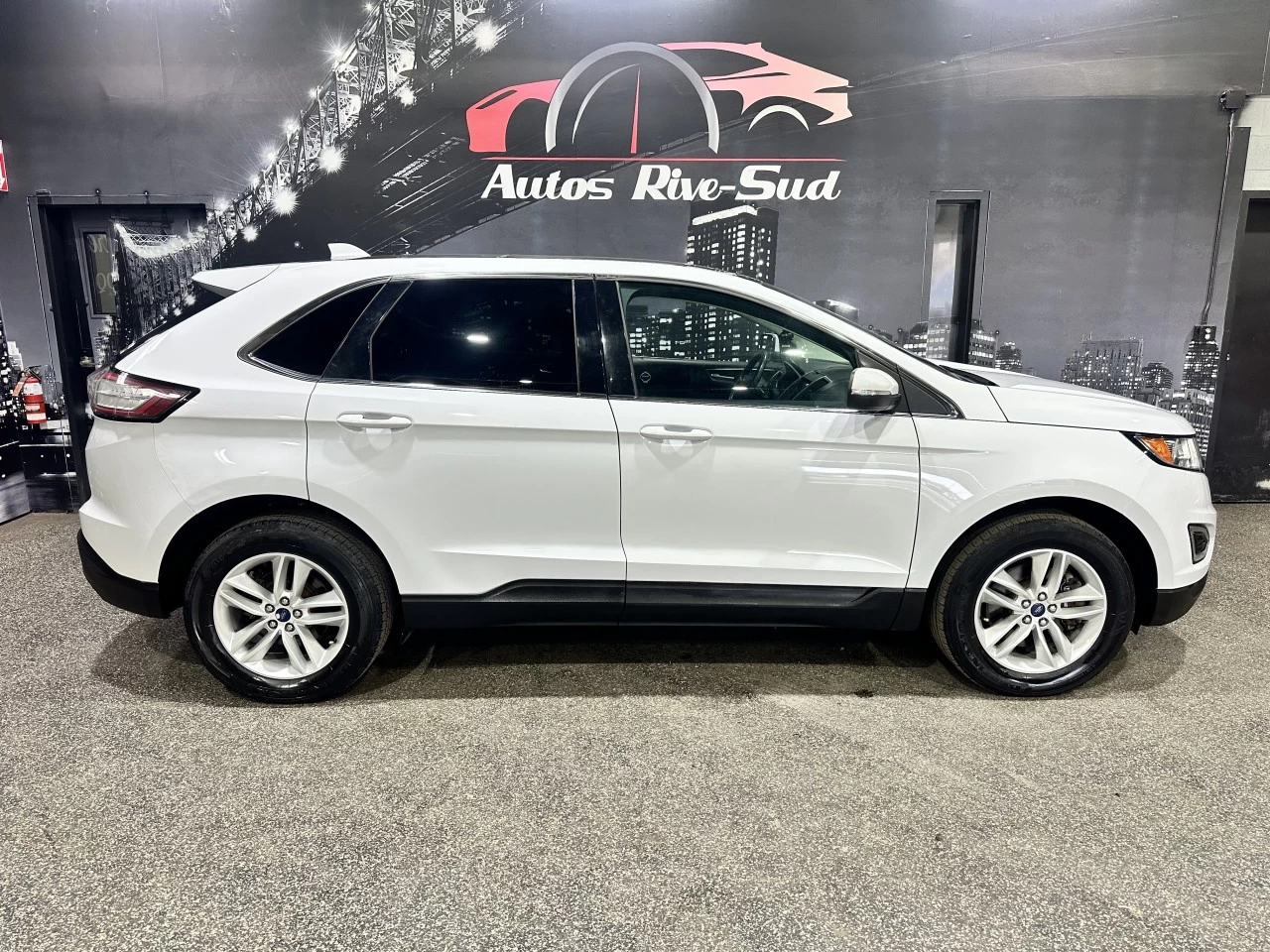 2017 Ford Edge SEL AWD TOIT GPS Main Image