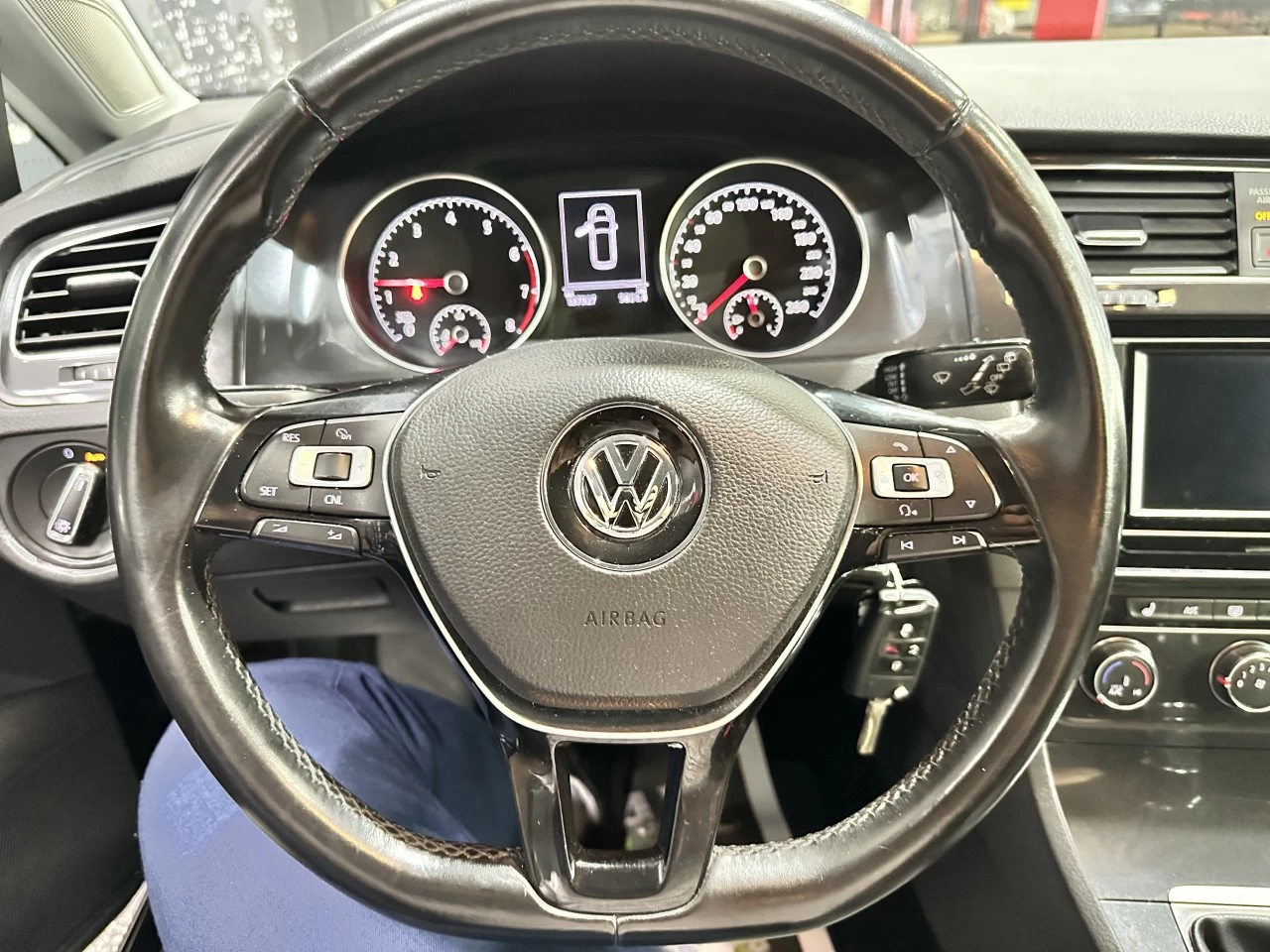 2018 Volkswagen Golf SportWagen Trendline S Image principale