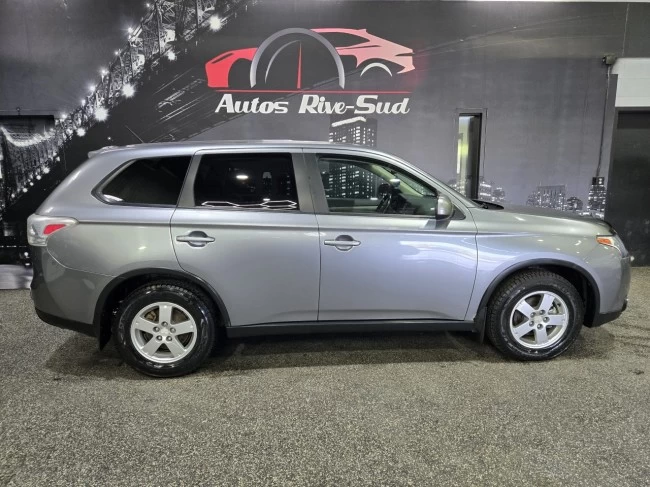 Mitsubishi Outlander - 2015