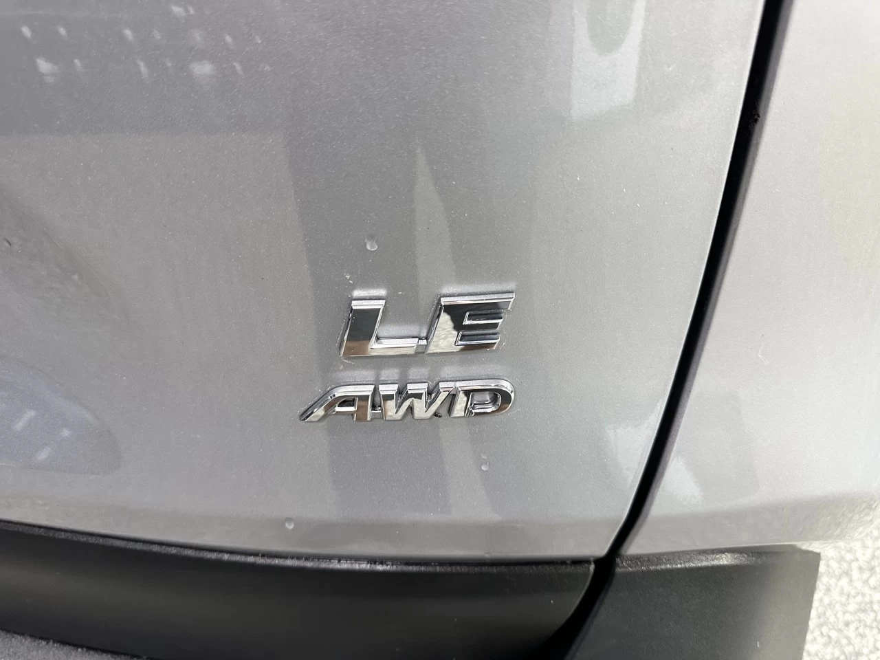 2021 Toyota RAV4 LE AWD Main Image