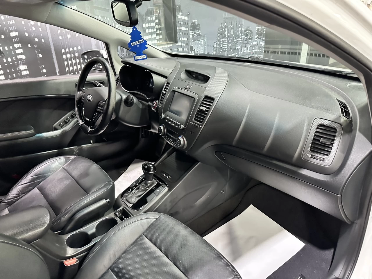 2017 Kia Forte5 EX CUIR TOIT Image principale