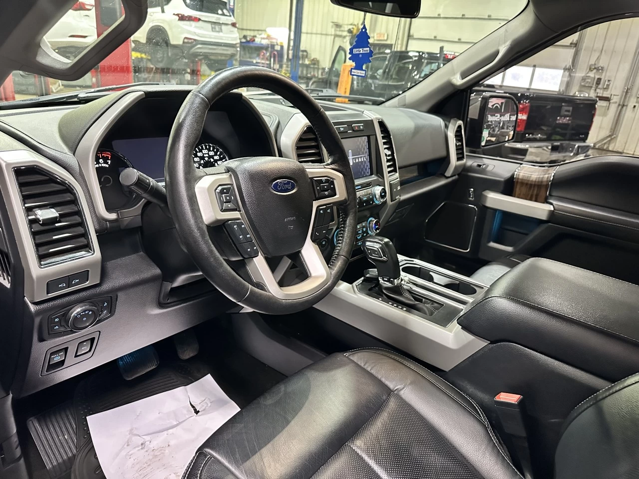 2019 Ford F-150 LARIAT 4X4 CREW FULL CUIR NAV Main Image