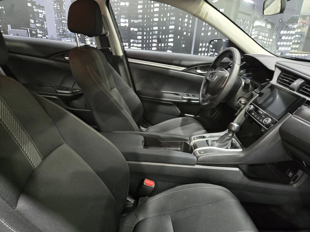 2018 Honda Civic LX BAS KILO Main Image