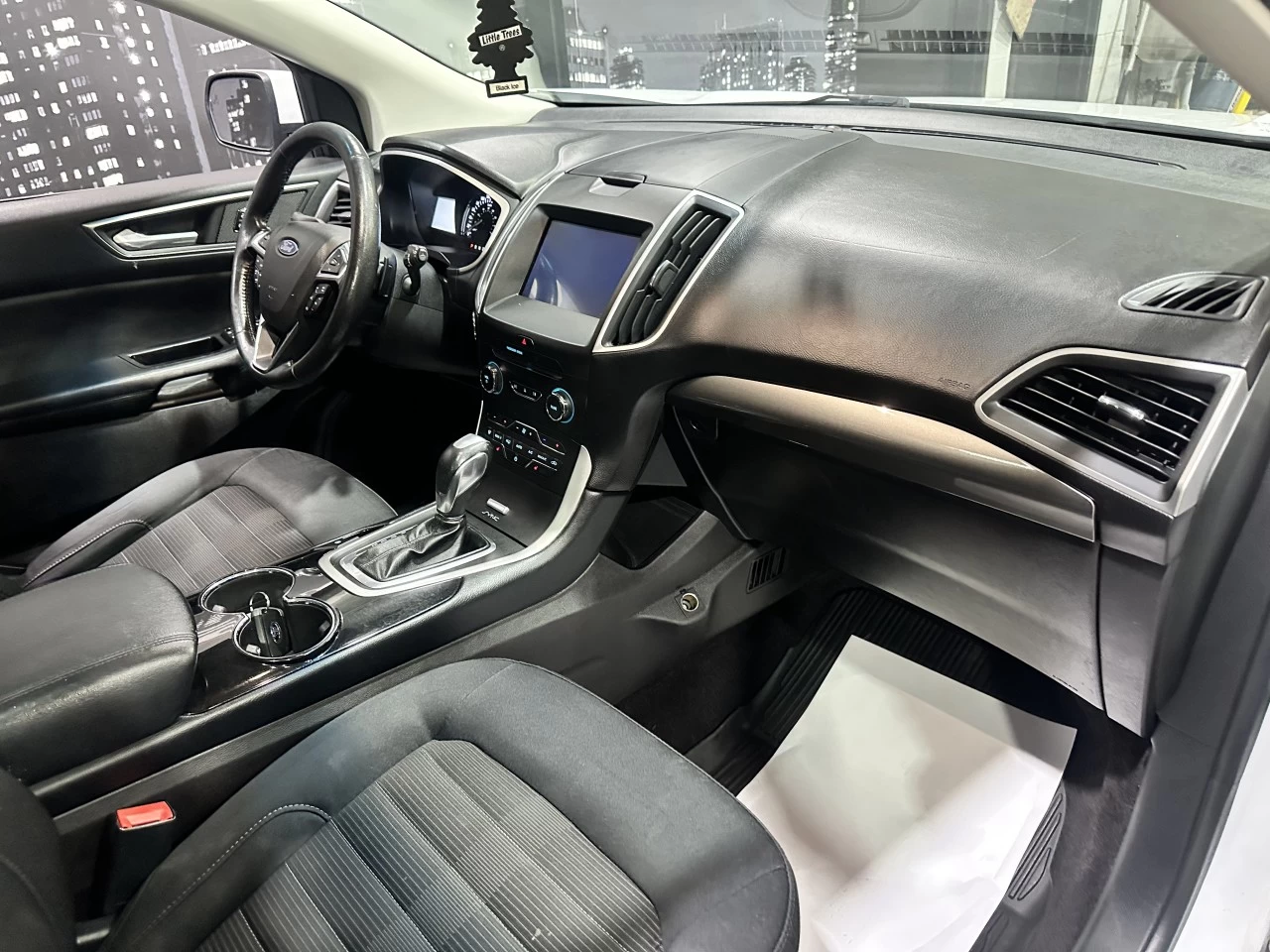 2017 Ford Edge SEL AWD TOIT GPS Main Image