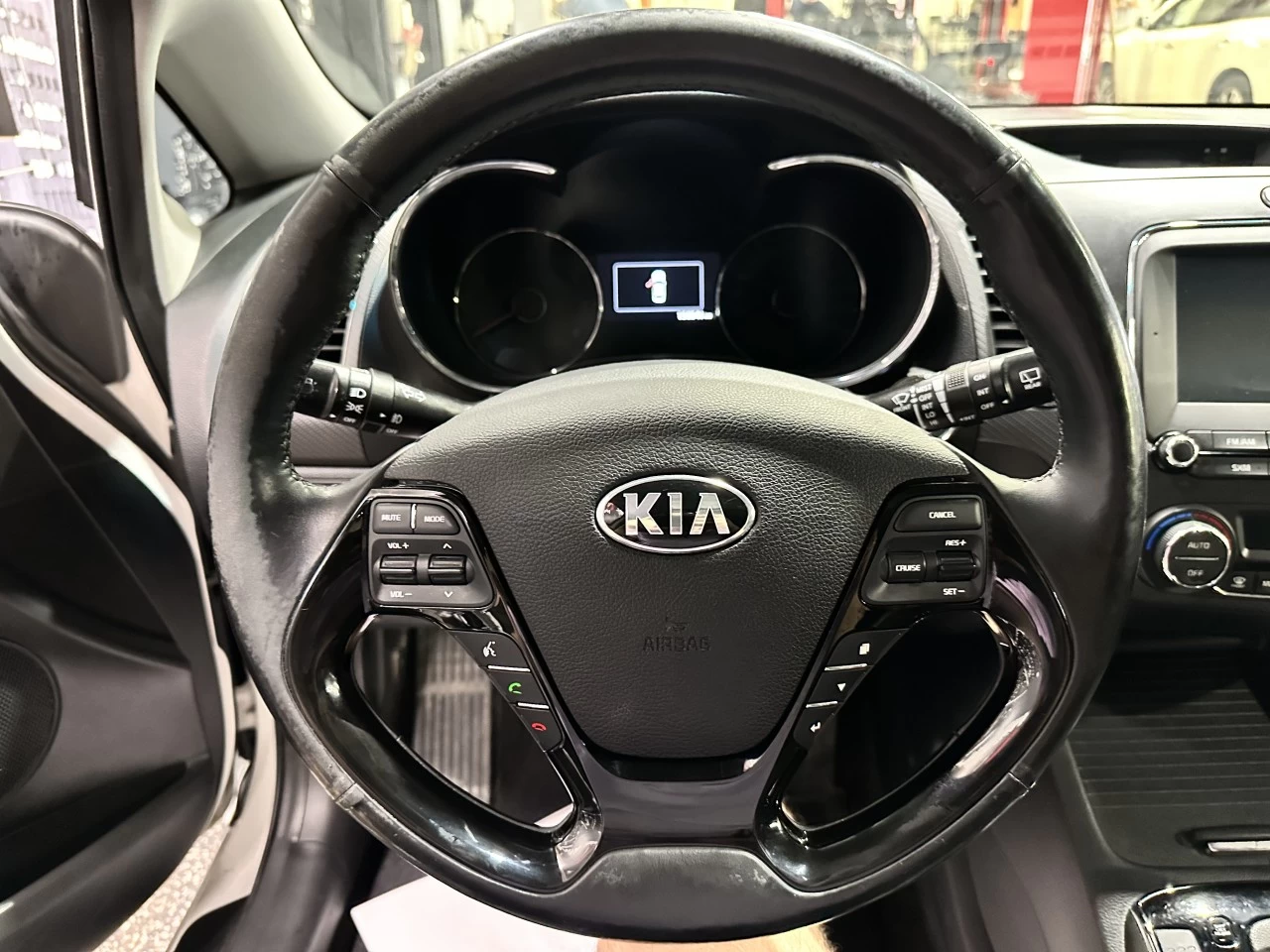 2017 Kia Forte5 EX CUIR TOIT Image principale