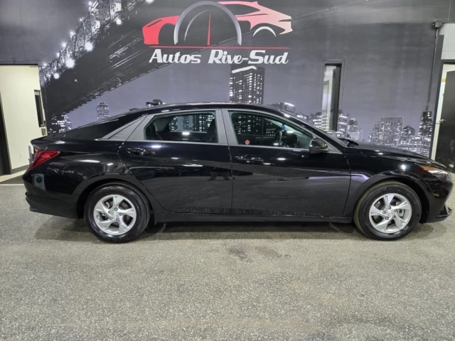 Hyundai Elantra Essential IVT 2023