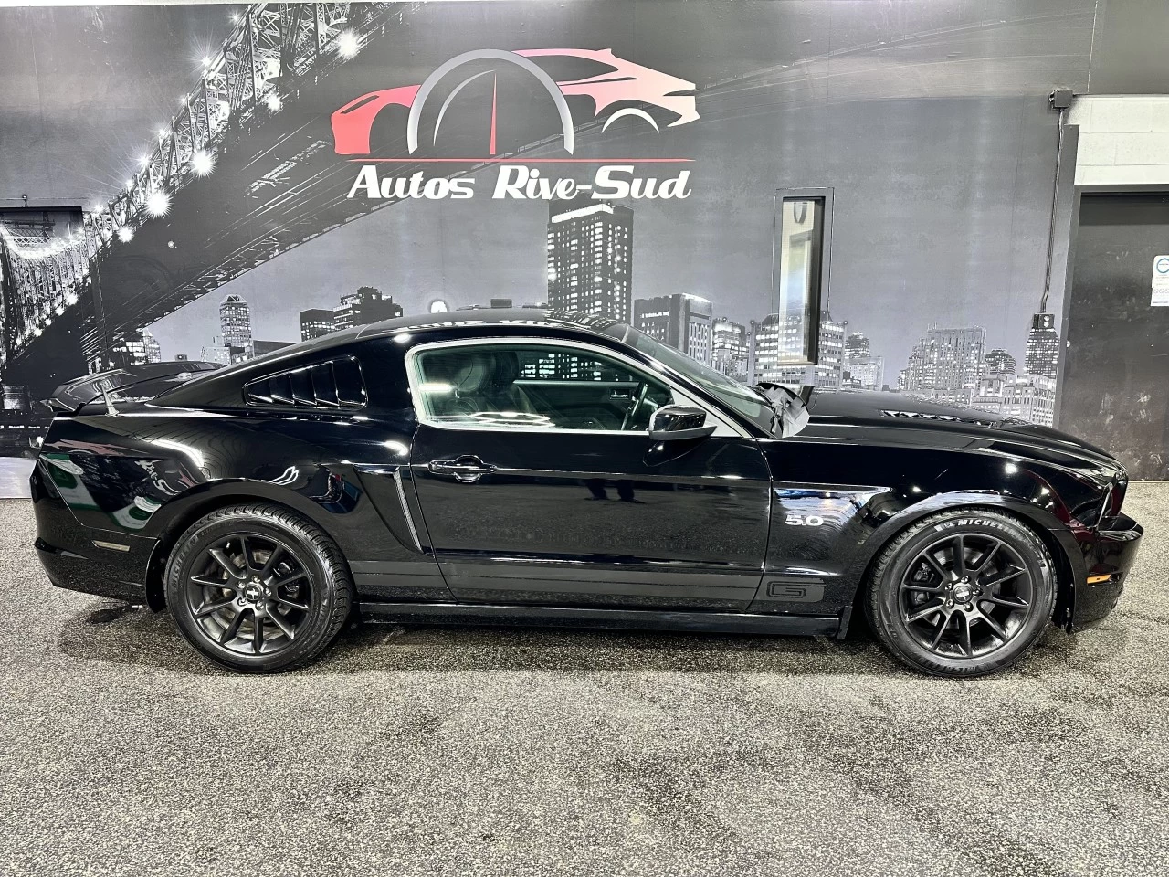 2014 Ford Mustang GT 5.0L TRÈS PROPRE Main Image