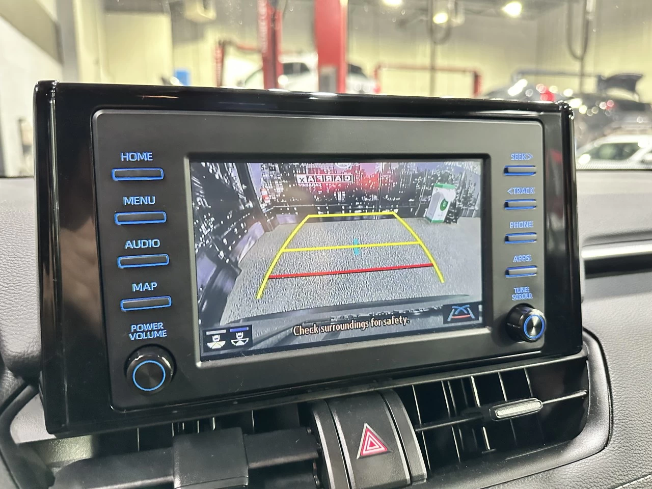 2021 Toyota RAV4 LE AWD Main Image
