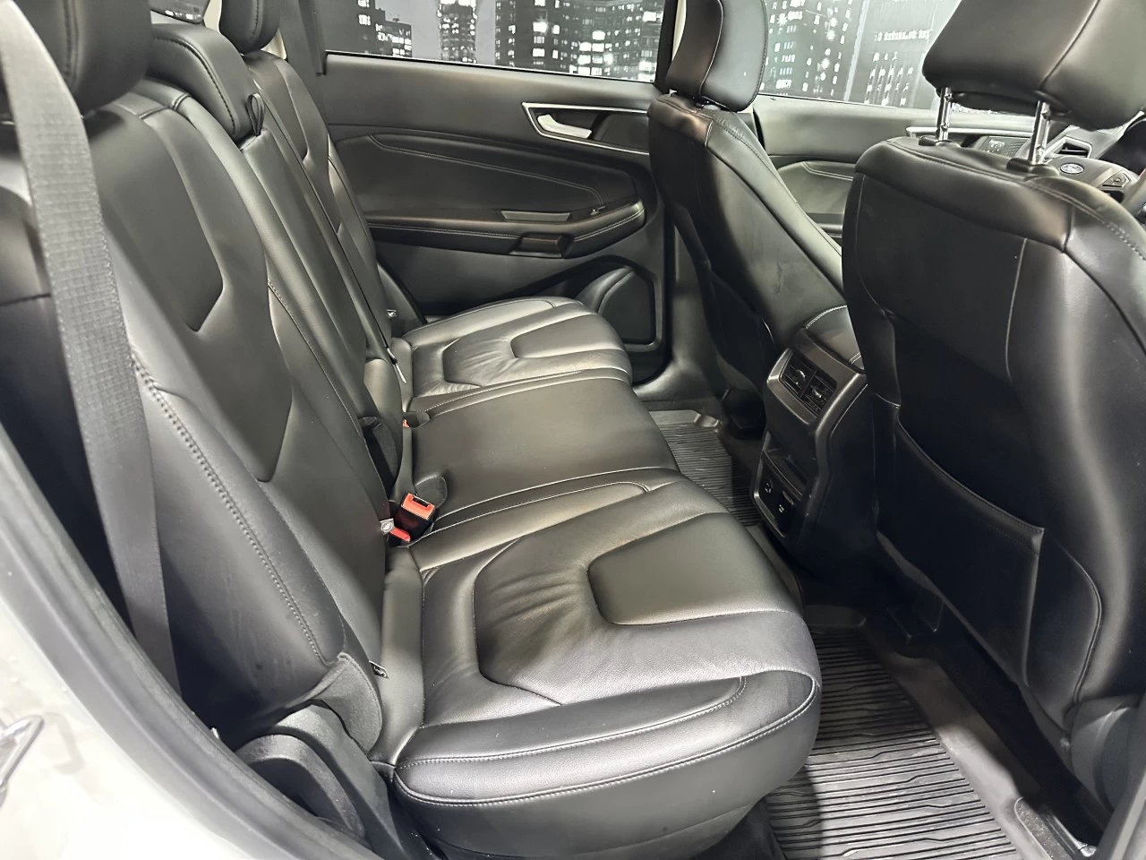 2022 Ford Edge TITANIUM AWD TOIT Main Image