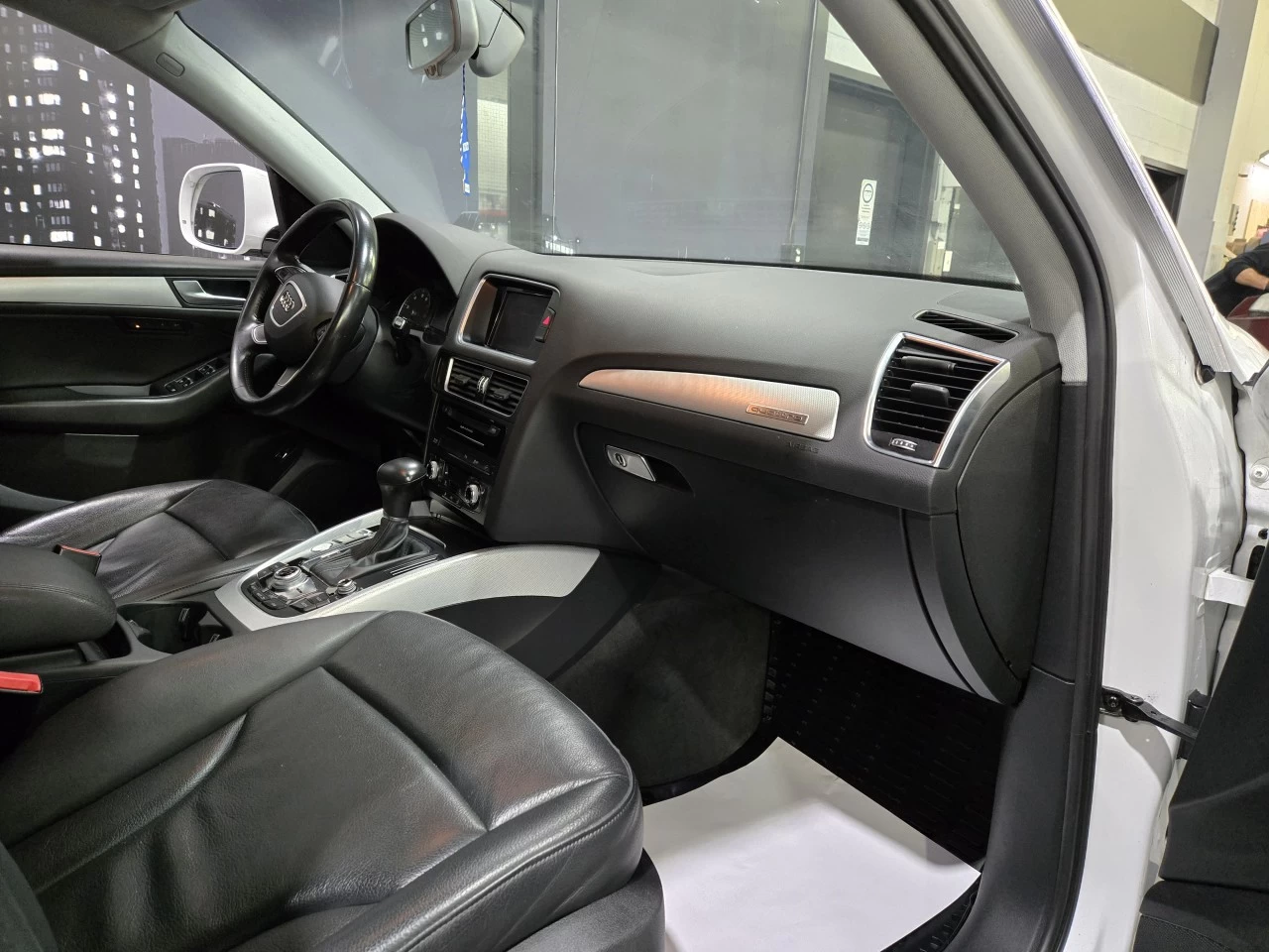 2016 Audi Q5 2.0T Progressiv *CUIR*TOIT* Main Image