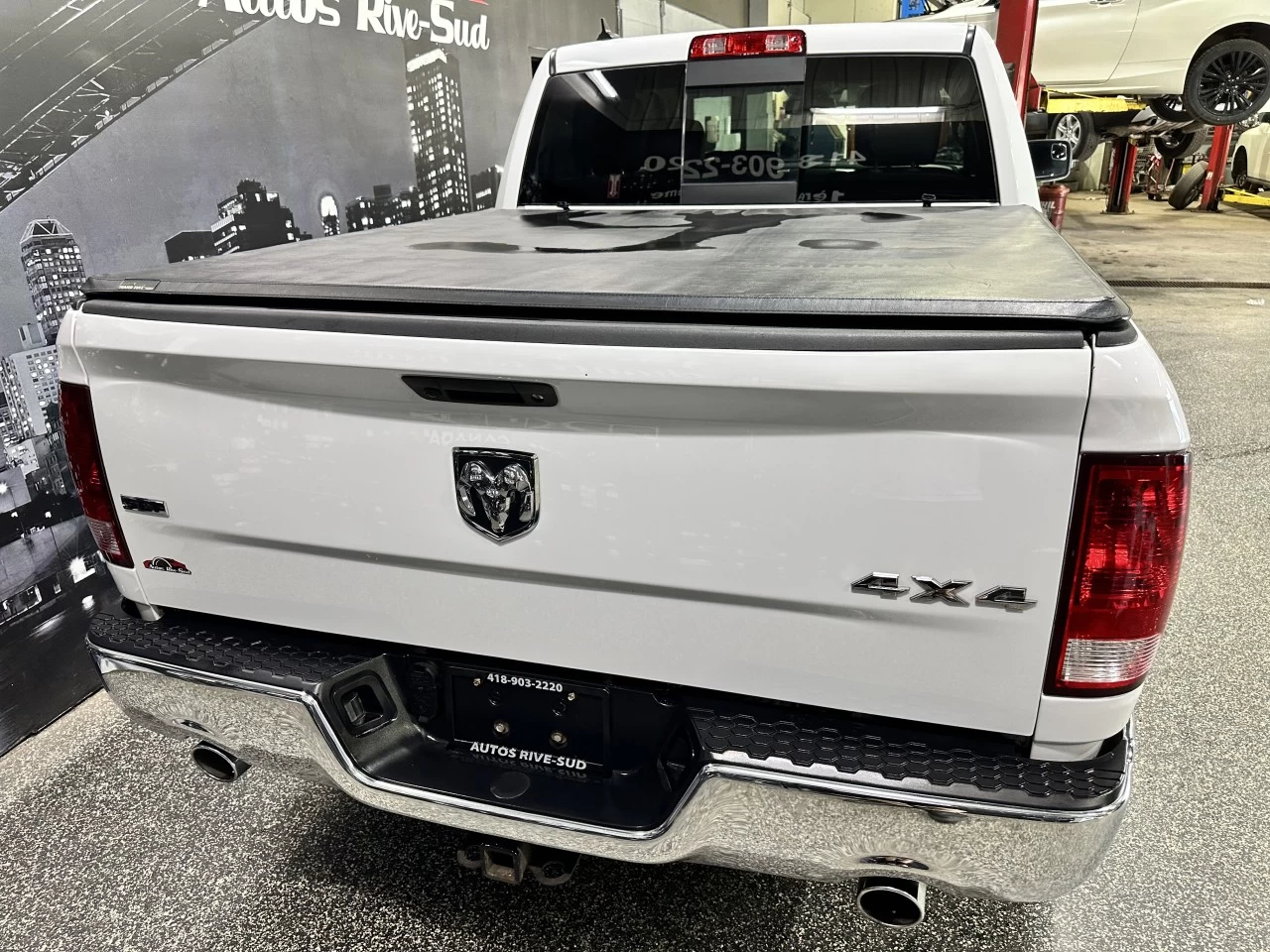 2018 Ram 1500 SLT ECODIESEL CUIR Image principale