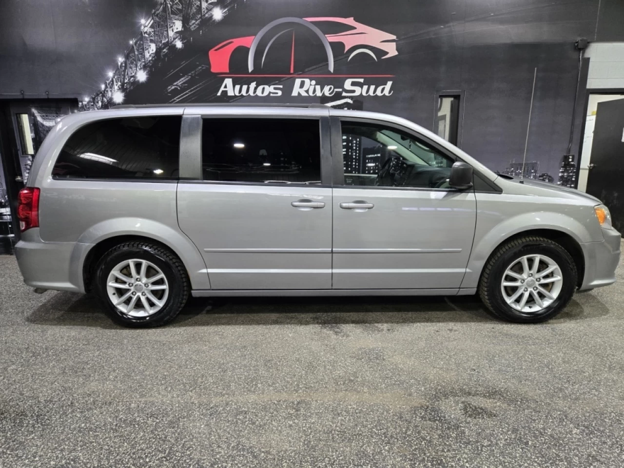 2015 Dodge Grand Caravan 4dr Wgn SXT Image principale