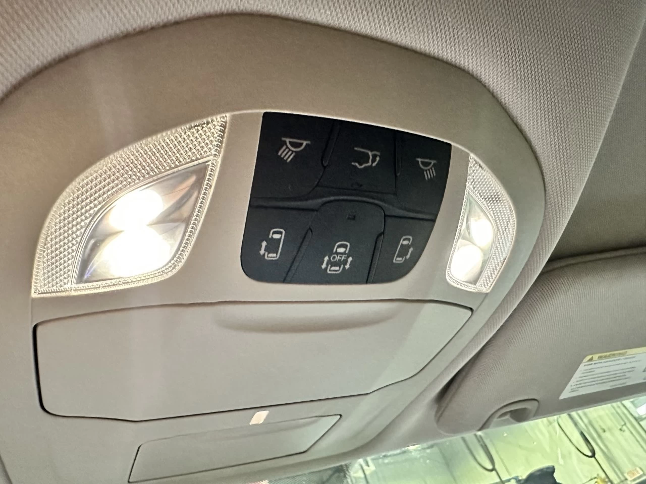 2024 Chrysler Grand Caravan SXT STOW N GO Image principale