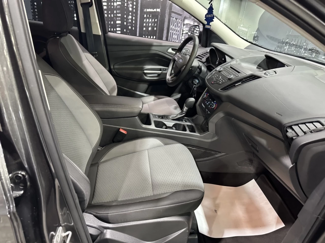 2017 Ford Escape SE 4WD CAMERA DE RECUL SEULEMENT 155 400KM Main Image