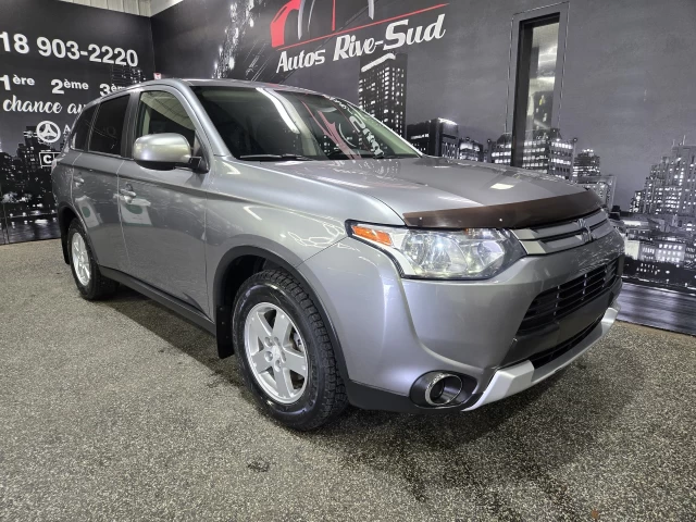 Mitsubishi Outlander ES AWD 2015