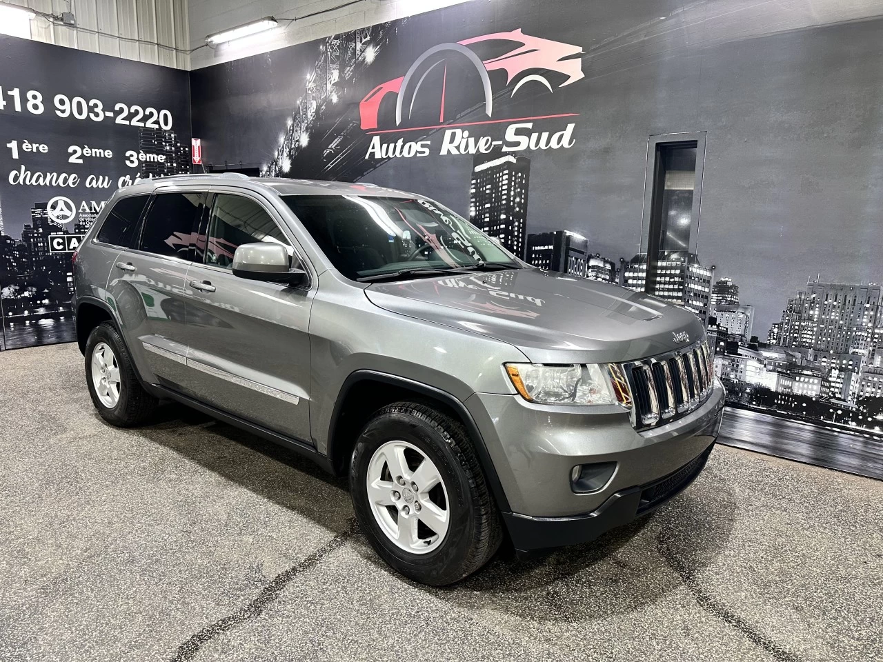 2012 Jeep Grand Cherokee Laredo 4X4 Image principale