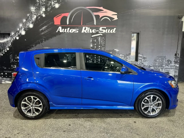 Chevrolet Sonic LT RS AUTO TOIT 2018