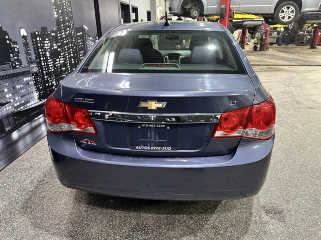 Chevrolet Cruze 4dr Sdn LT Turbo w-1SA 2013