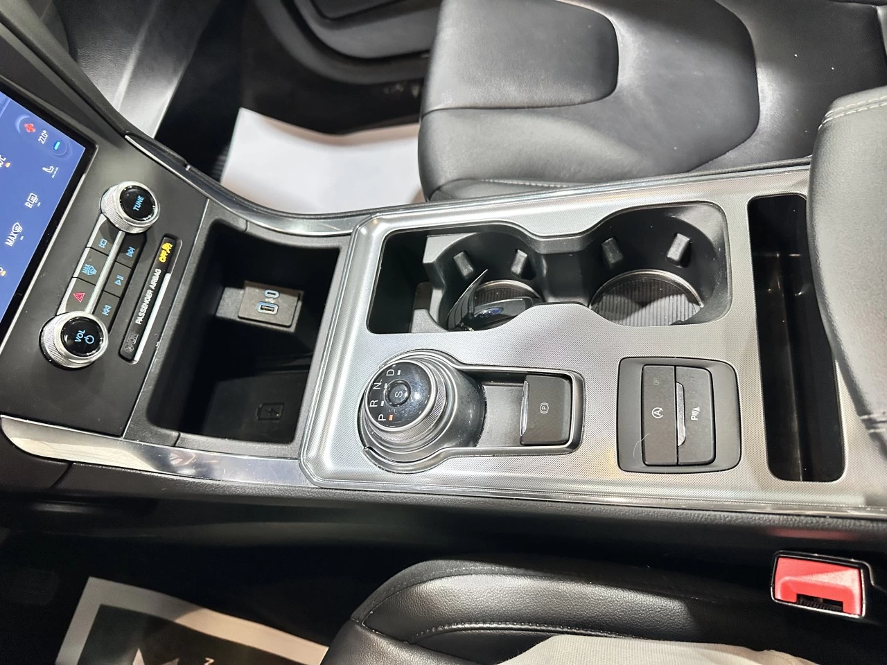 2022 Ford Edge TITANIUM AWD TOIT Main Image