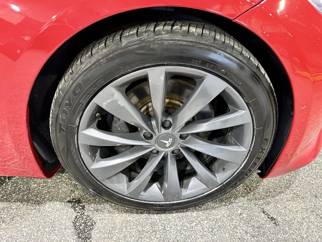 2016 Tesla S 70D AWD BAS KILO Image principale