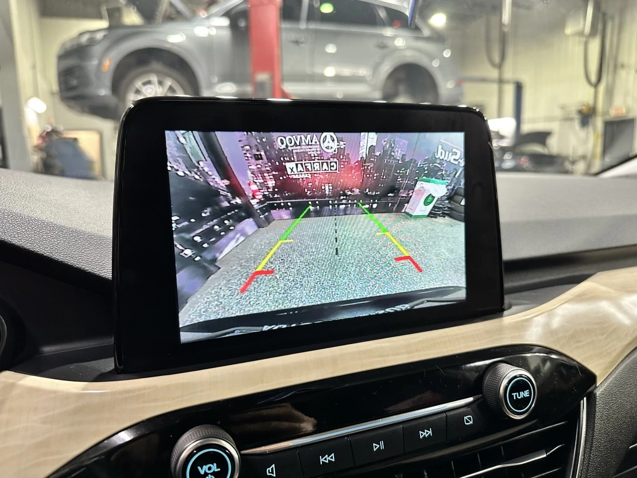 2022 Ford Escape Titanium Hybrid AWD Main Image
