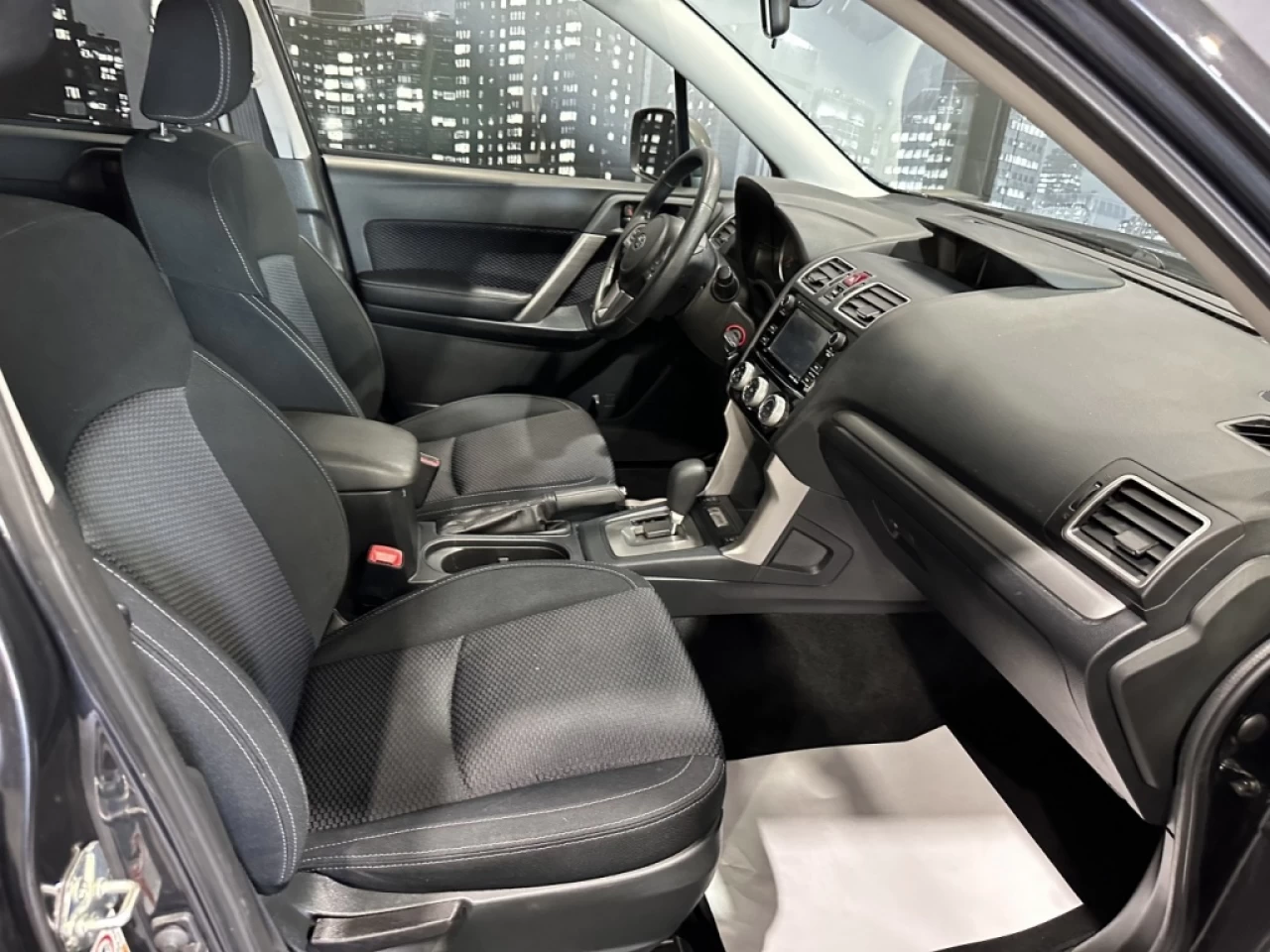 2018 Subaru Forester CONVENIENCE AWD CAMERA A/C AVEC 157KM Image principale