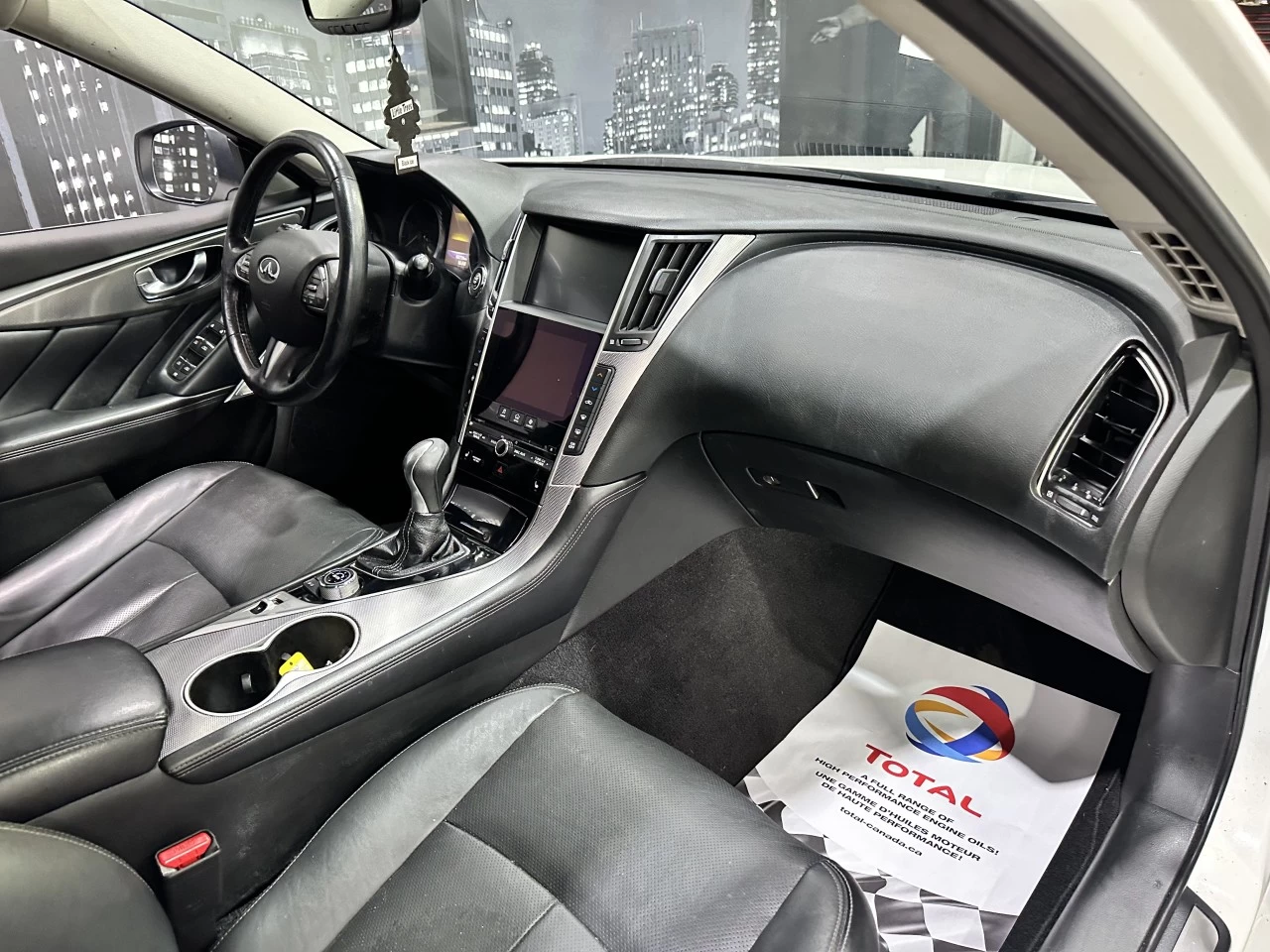 2017 INFINITI Q50 PREMIUM AWD 3.0t Image principale