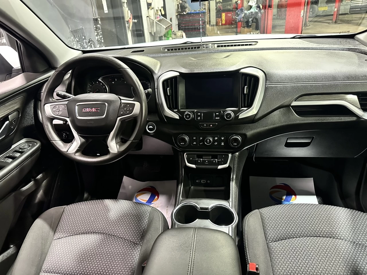 2023 GMC Terrain SLE AWD IMPECCABLE BAS KILO Main Image