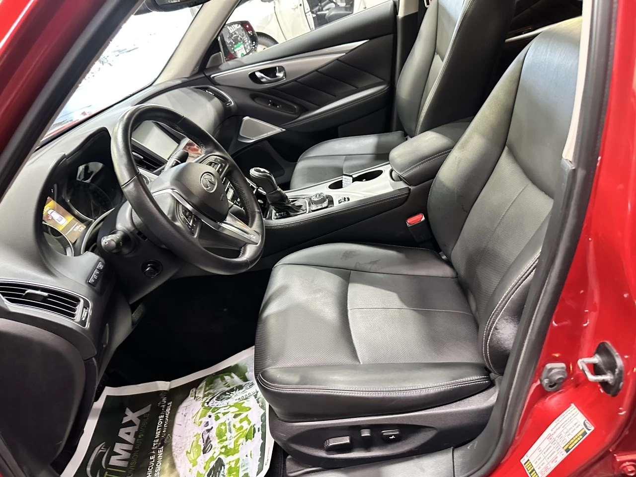 2023 INFINITI Q50 LUXE AWD TOIT CUIR Image principale