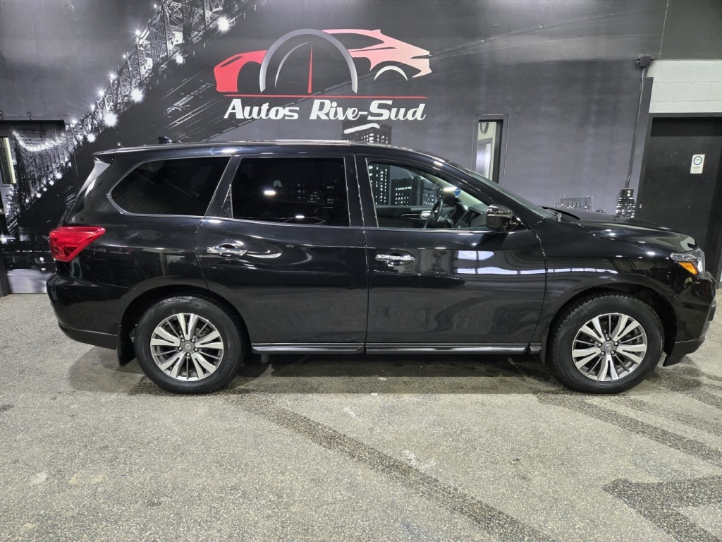 Nissan 2020 Pathfinder 4x4 S