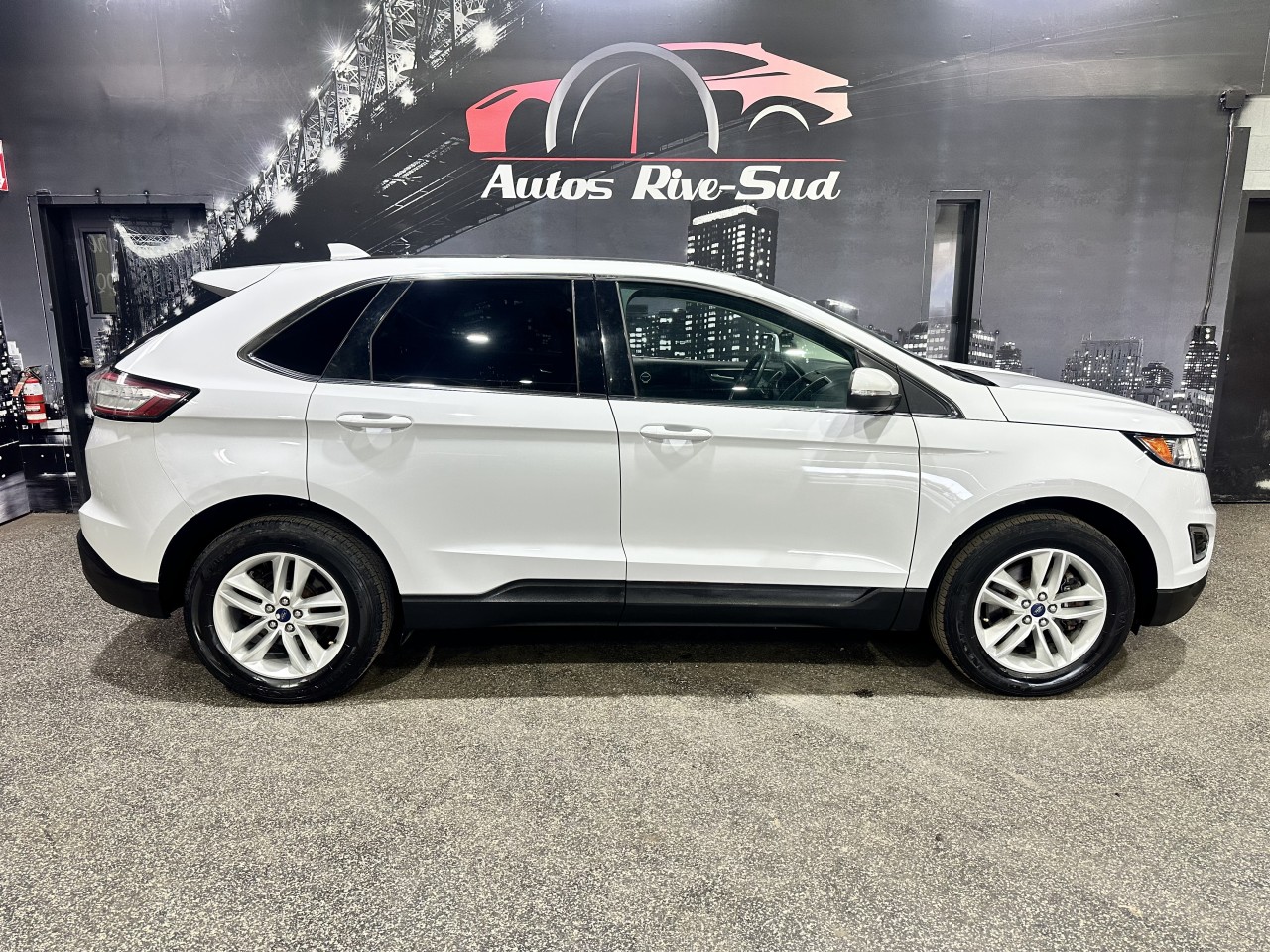 Ford 2017 Edge SEL AWD TOIT GPS