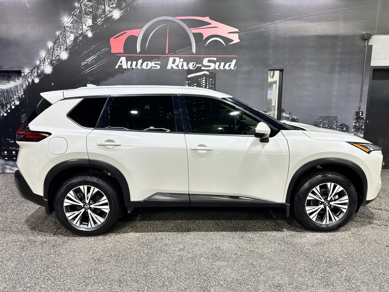 Nissan 2021 Rogue SV PREMIUM AWD
