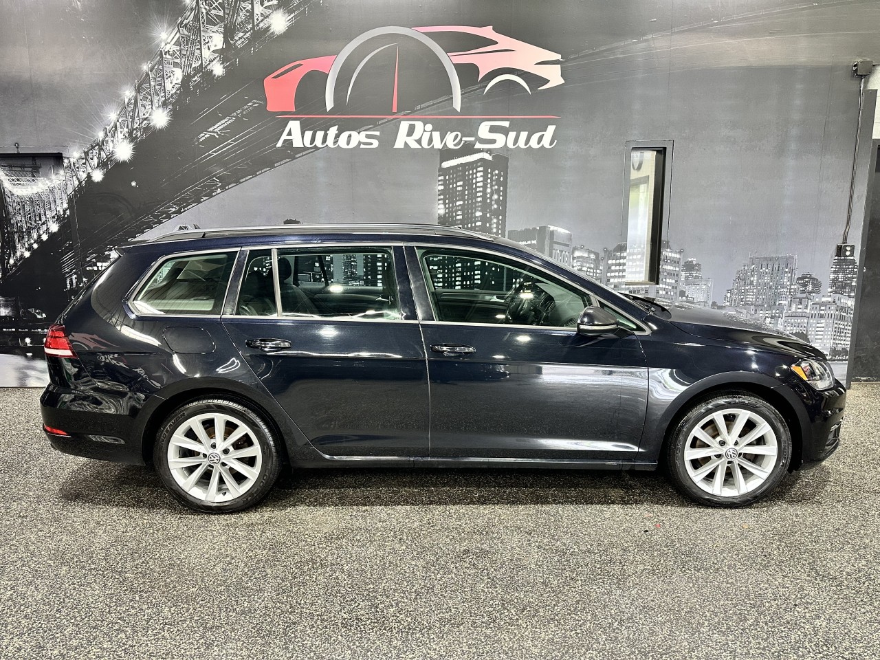 Volkswagen 2018 Golf SportWagen Trendline S